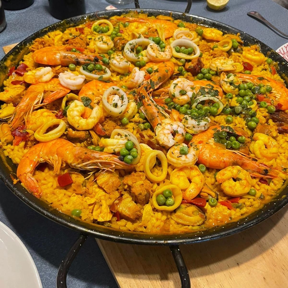 Paella Mixta